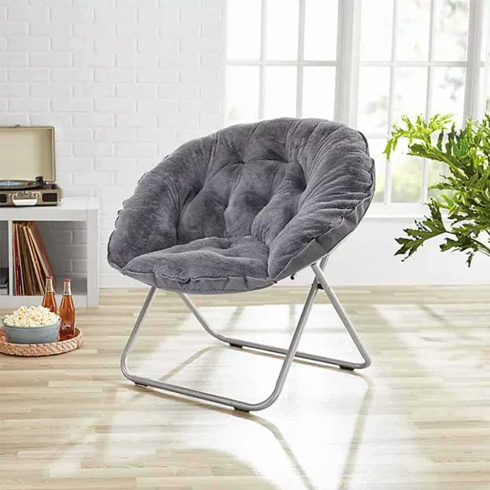 PlushSaucerChair2-min